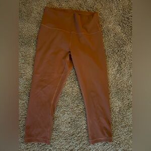 Lululemon wunder train crops!